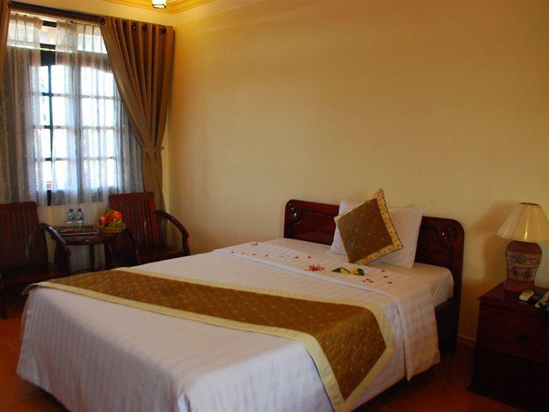 Pho Hoi Riverside Resort Hoi An Luaran gambar