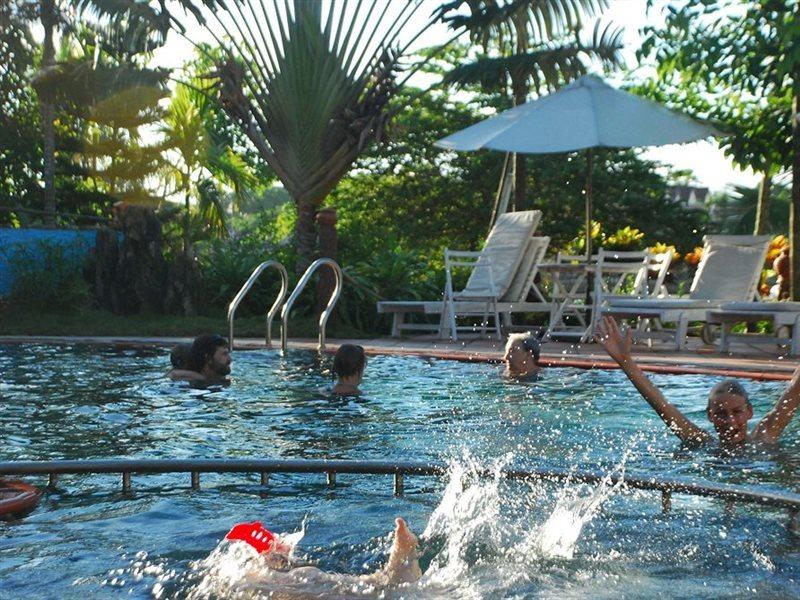 Pho Hoi Riverside Resort Hoi An Luaran gambar