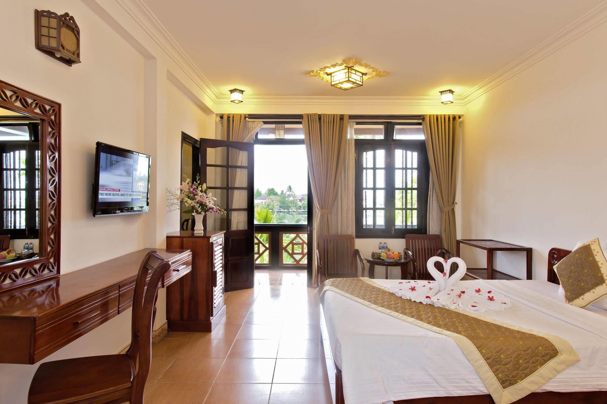 Pho Hoi Riverside Resort Hoi An Luaran gambar